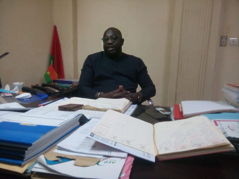 Elections consulaires à Bobo-Dioulasso : «  Nous devons tous faire à ce que des gens soient élu crédiblement et non payer en monnaie» dixit Siriac Juste Nacanabo, lors de son interview.