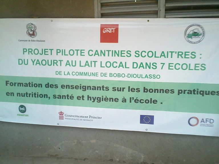 Bobo-Dioulasso : le projet GRET forme les enseignants et acteurs de l’éducation dans l’hygiène et la distribution du yaourt