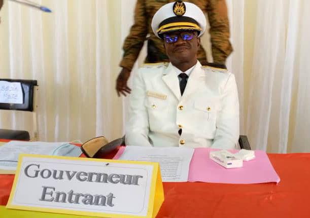 Cascade/Banfora : Le nouveau Gouverneur  Jean Charles SOME prend officiellement les rênes du gouvernorat de la région.