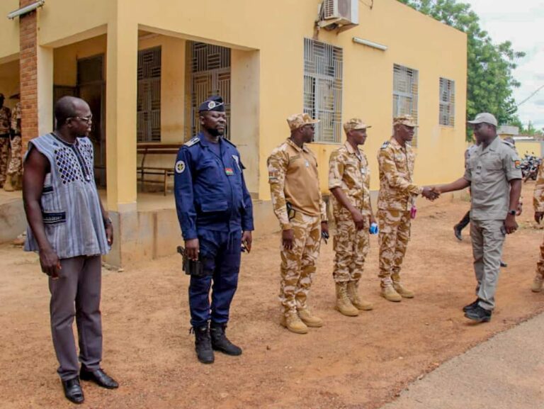 Le Ministre Délégué  de la Sécurité Mahamadou SANA galvanise les troupes du Sud-Ouest