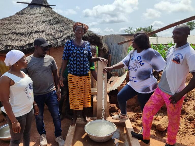 Banfora : le projet JI-SANIYANI soulage les populations des zones rurales en eau potable   