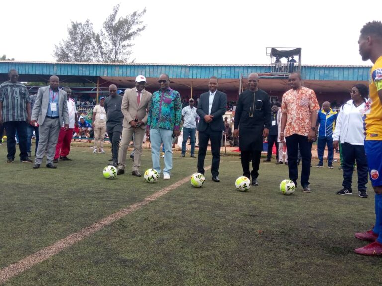 Super coupe AJSB 2023: l&rsquo;AS Douanes s&rsquo;impose et Kambou Malo rentre dans l&rsquo;histoire du football Burkinabé 