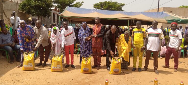 Bobo-Dioulasso : la Coalition YELEMA HONRONYA offre du vivre au profit des nécessiteux et des PDI