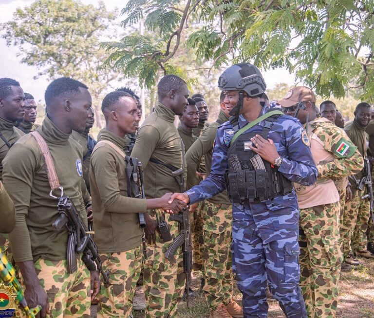 Reconquête du territoire dans les Cascades et du Sud-Ouest : le lieutenant-colonel YAGUIBOU Issa, Commandant de l’Unité Spéciale d’Intervention de la Gendarmerie Nationale galvanise les troupes