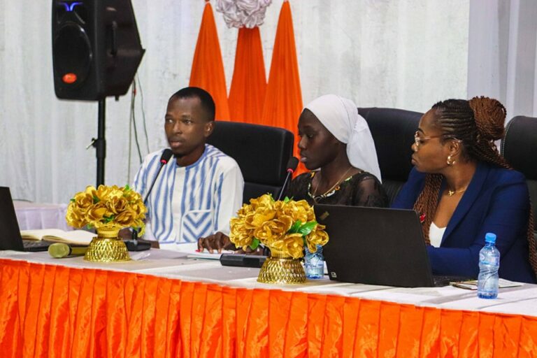 Bobo-Dioulasso : un panel au profit des étudiants pour échanger sur l’opportunité  Entrepreneuriale de la Filière anacarde